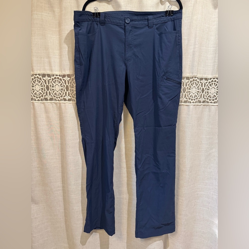 Women’s Eddie Bauer Nylon Active Pants